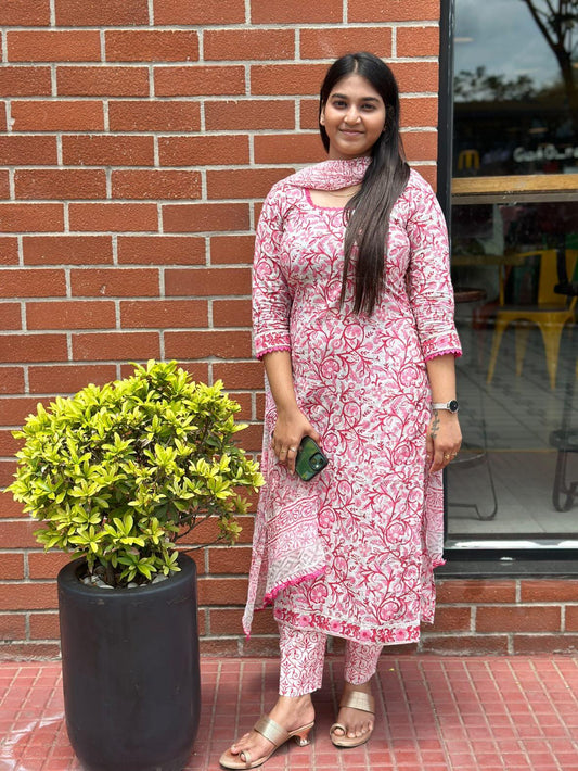 Cotton suit set with chiffon dupatta