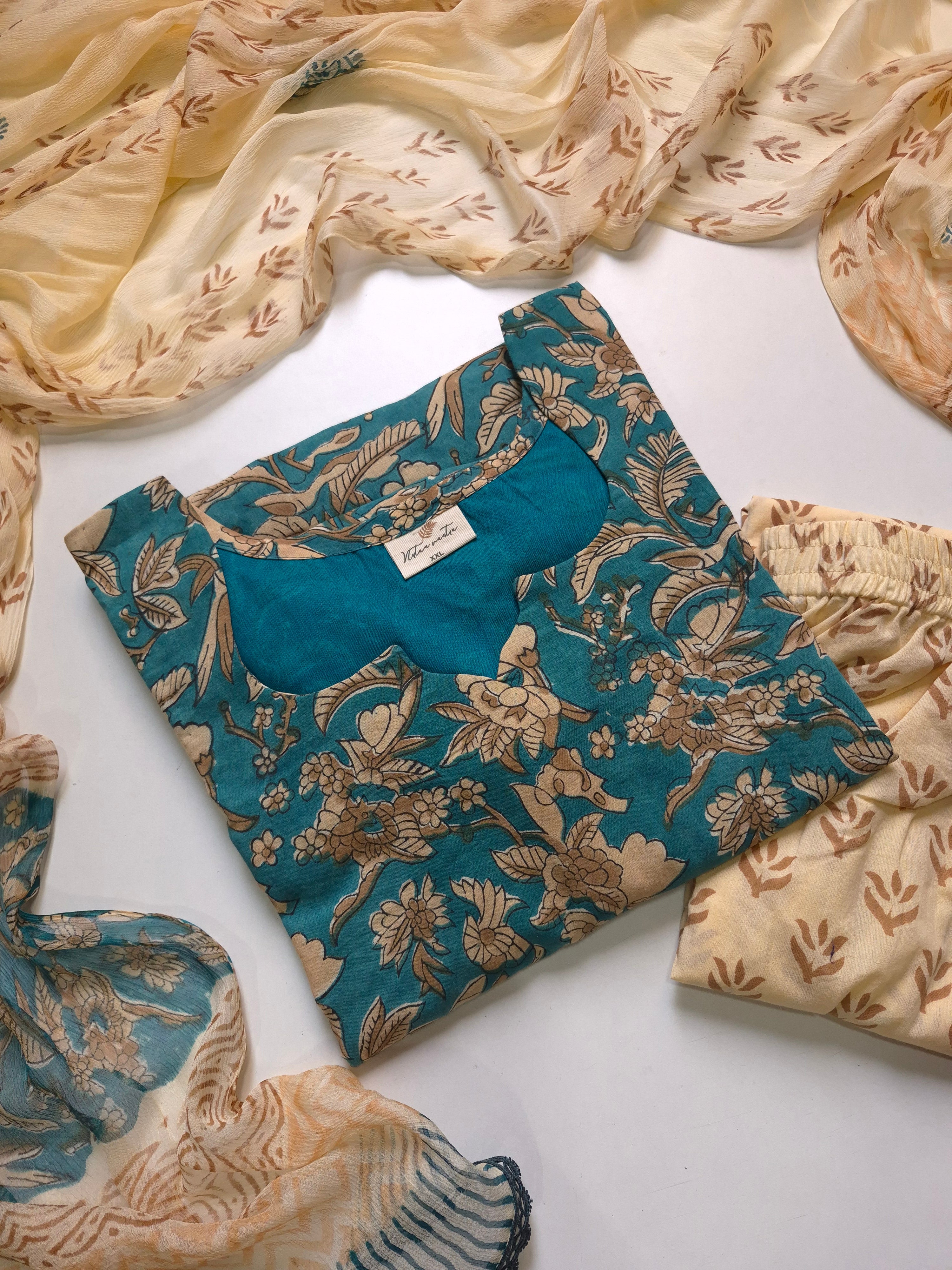 Cotton Suit Set With Chiffon Dupatta