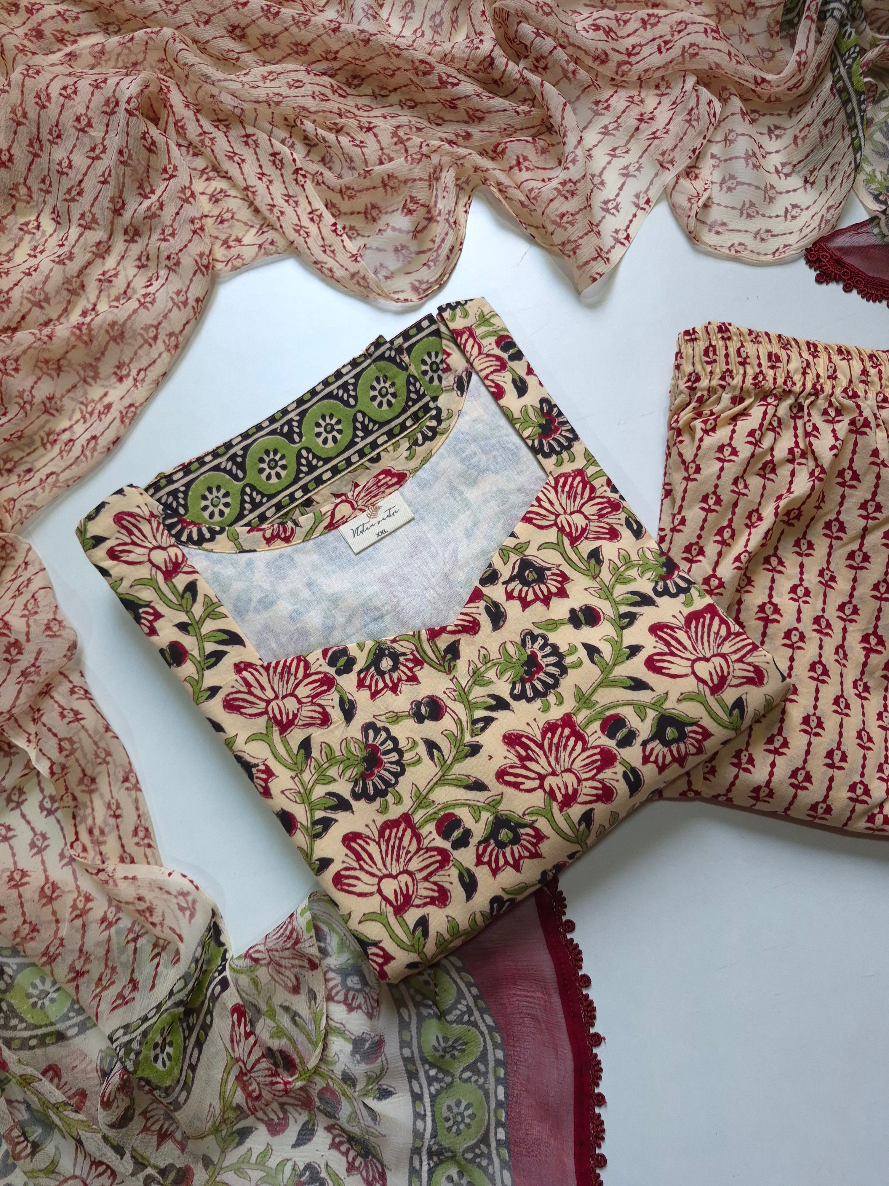 Cotton Suit Set With Chiffon Dupatta