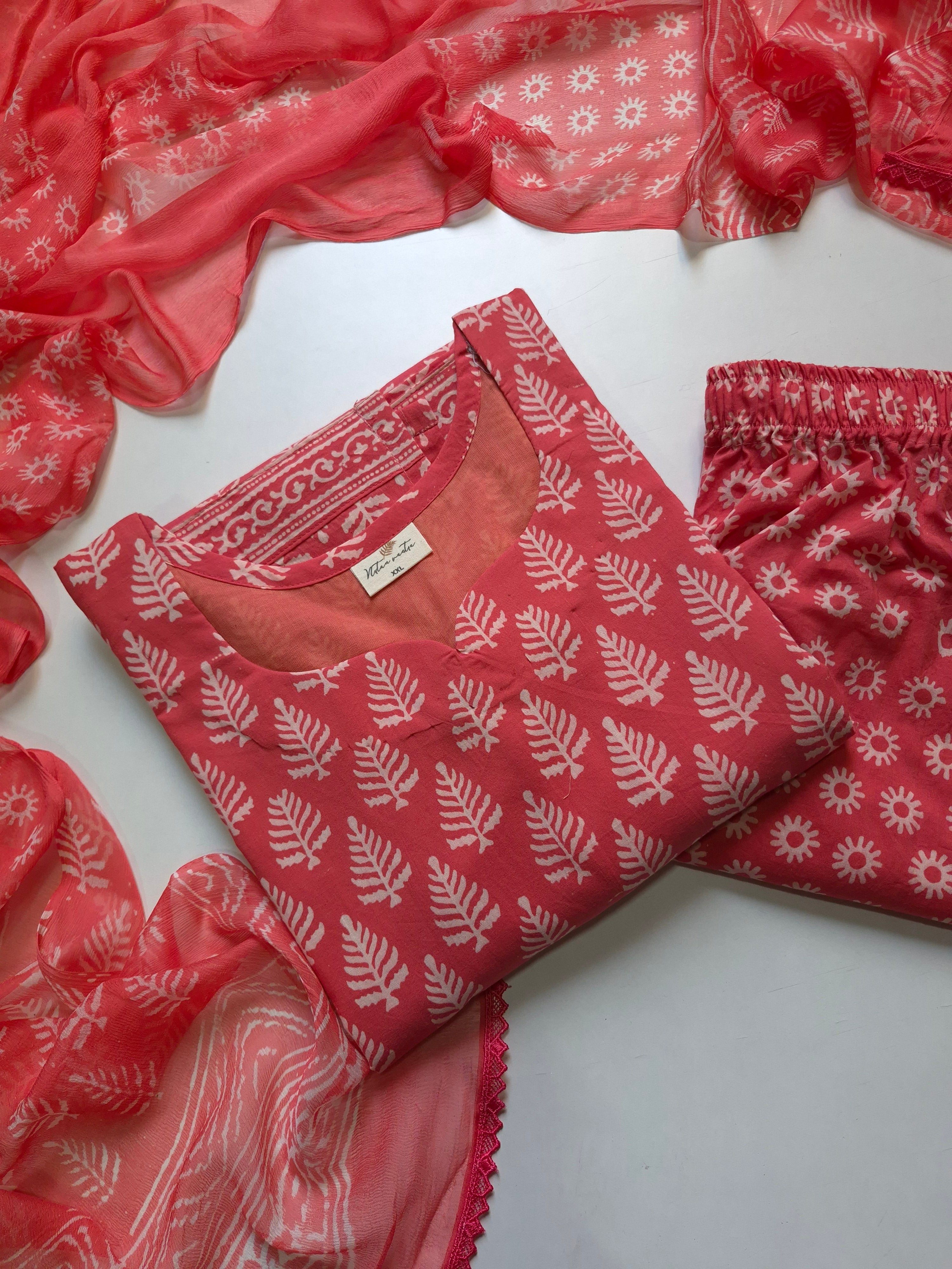 Cotton Suit Set With Chiffon Dupatta