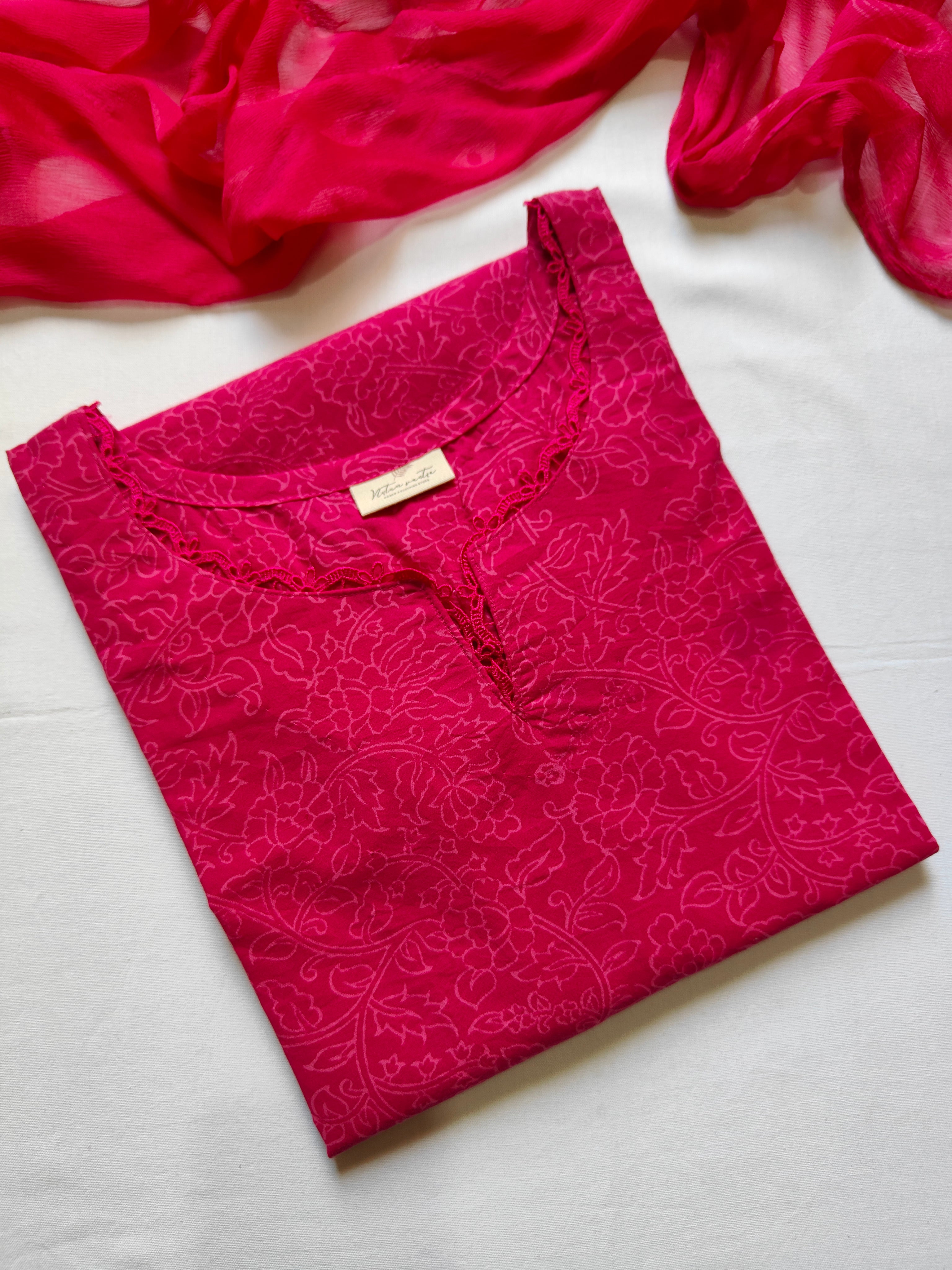 Cotton Suit Set With Chiffon Dupatta