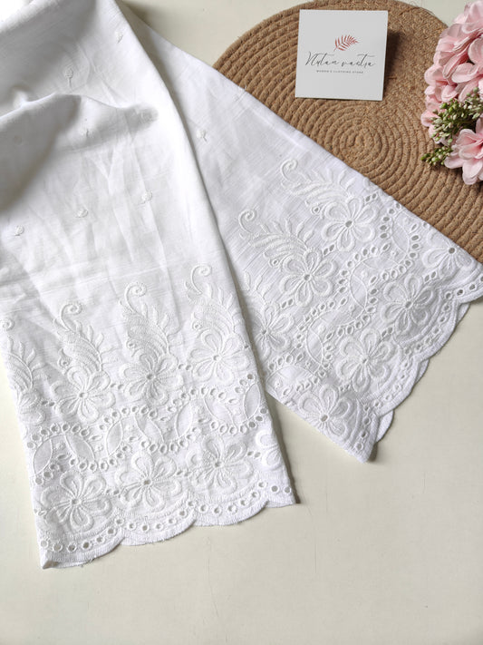 White Self-Embroidered straight pant