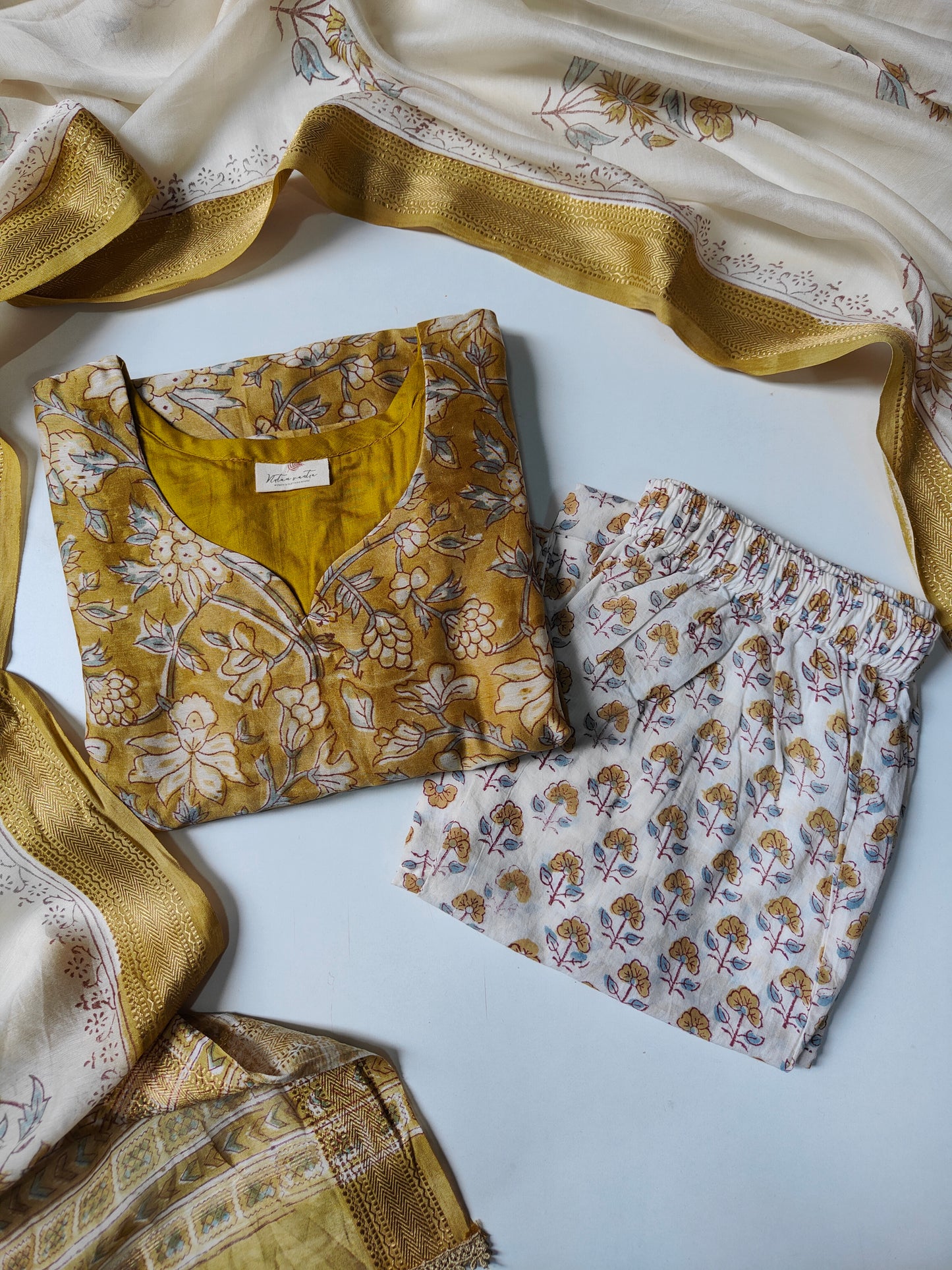 Ready to ship Maheshwari suit set