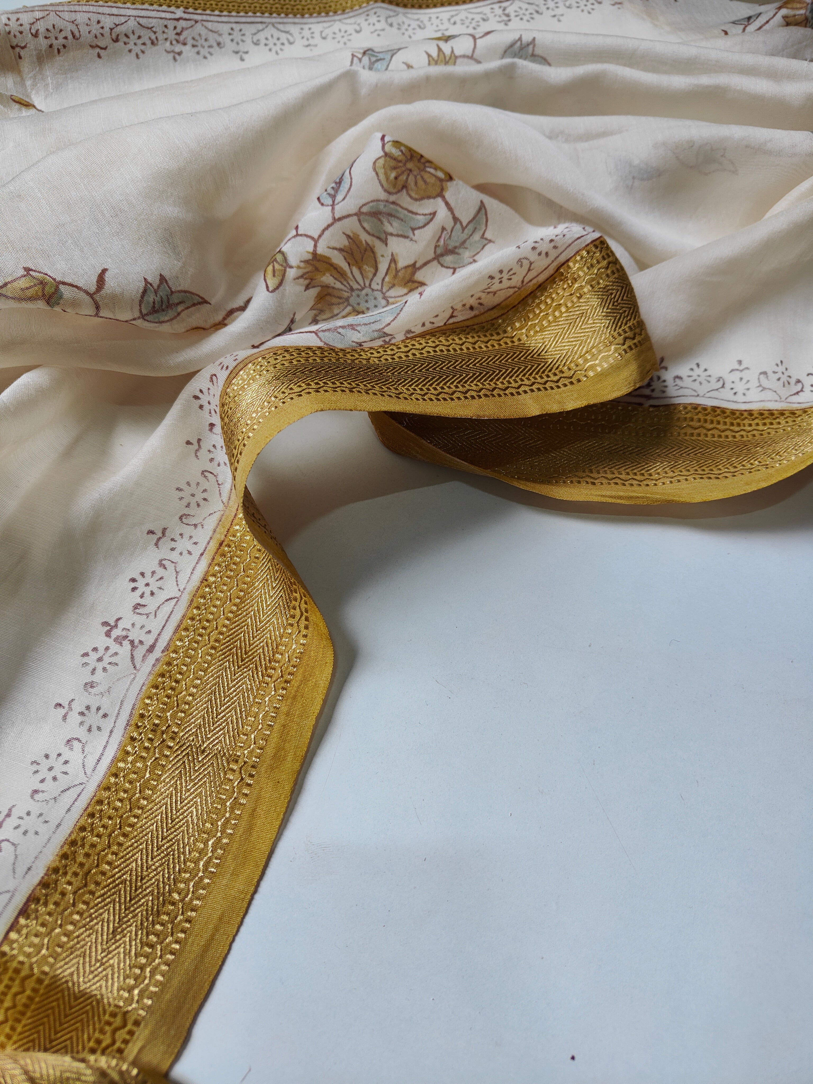 Ready to ship Maheshwari suit set