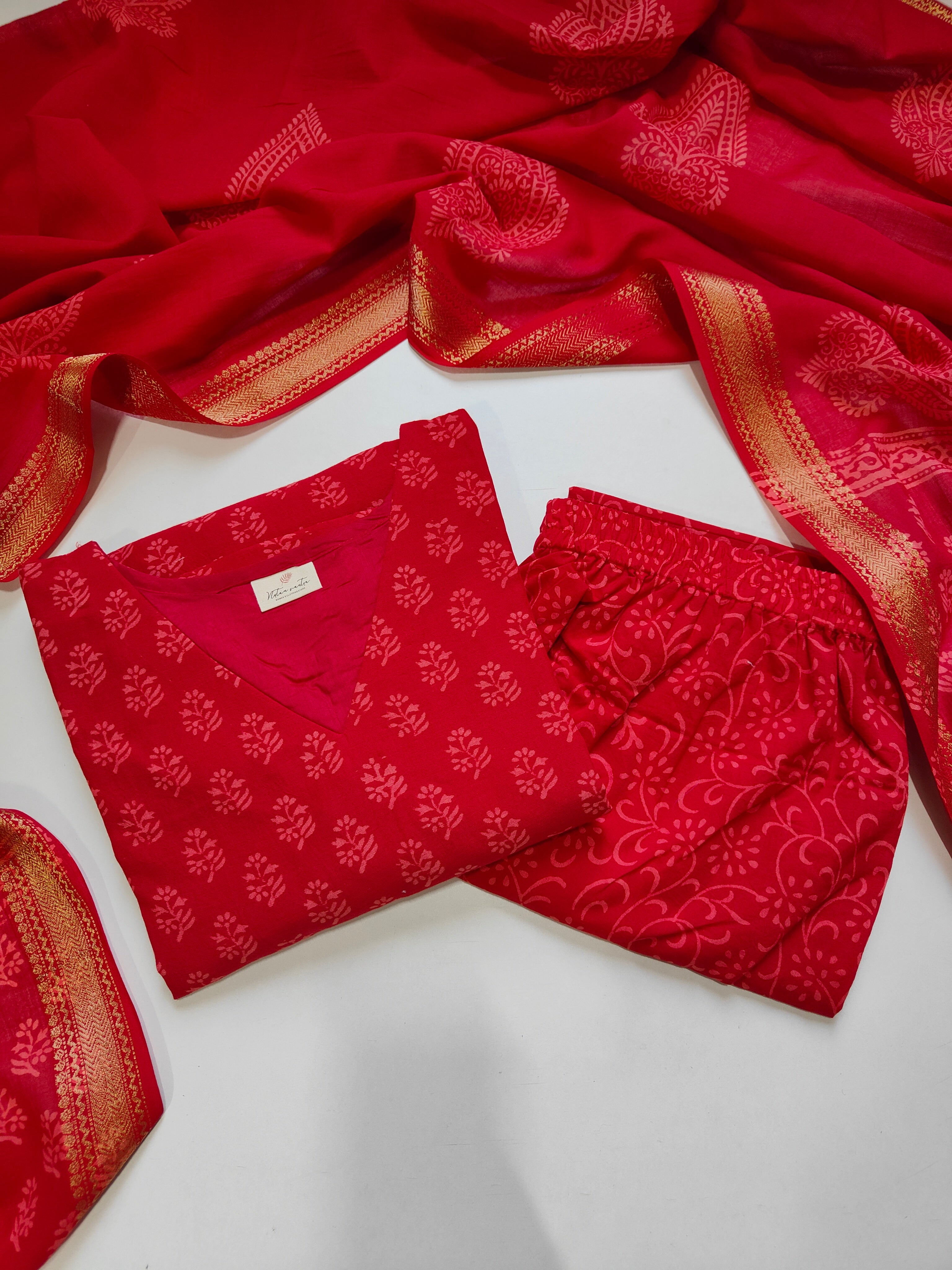 Mangalgiri South Cotton Suit Set