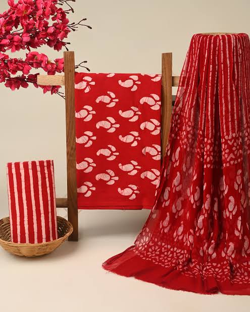 Cotton suit set with chiffon dupatta