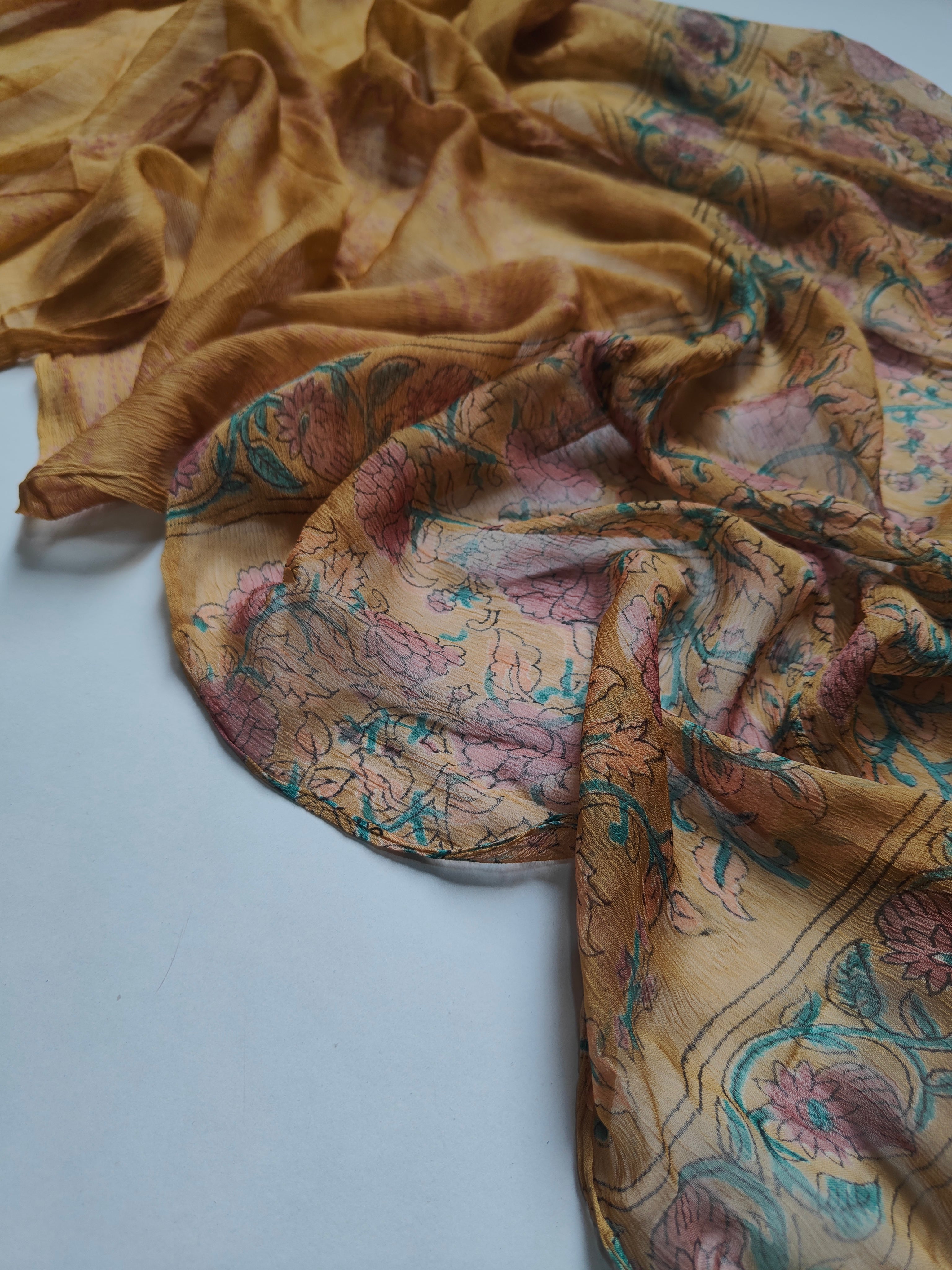 Cotton Suit Set With Chiffon Dupatta